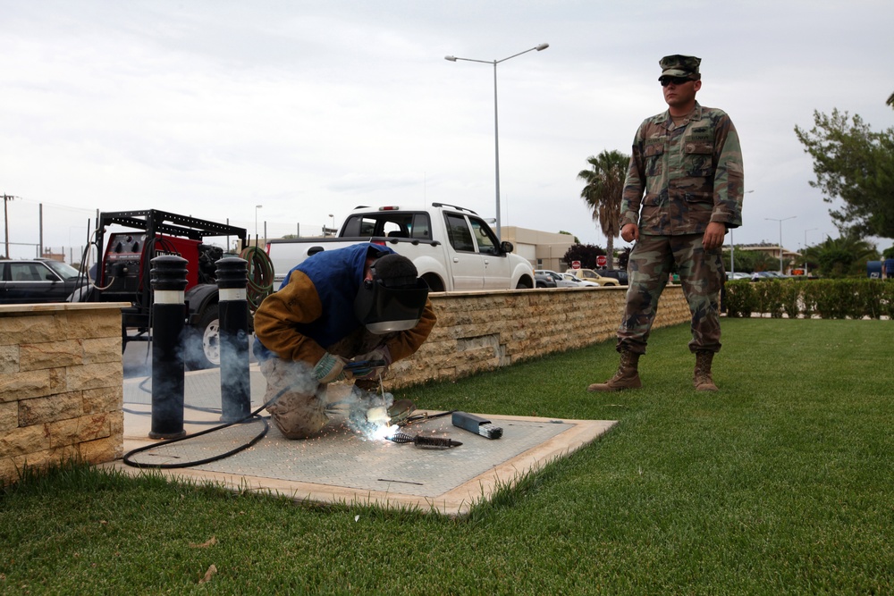CLB Marines, Seabees repair NSA Souda Bay