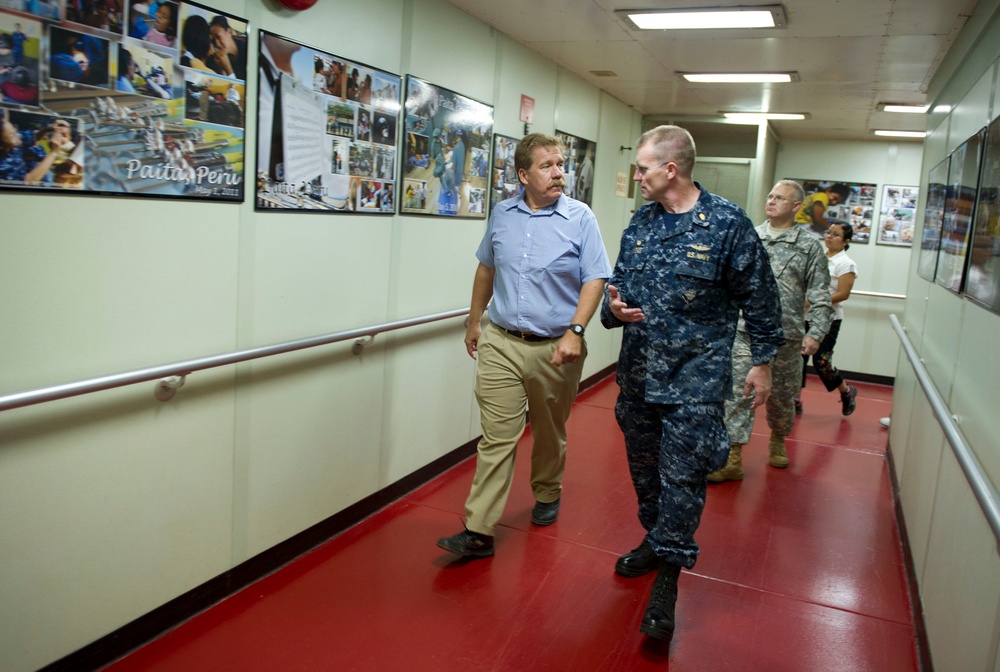 Tour of USNS Comfort's medicial treatment facility