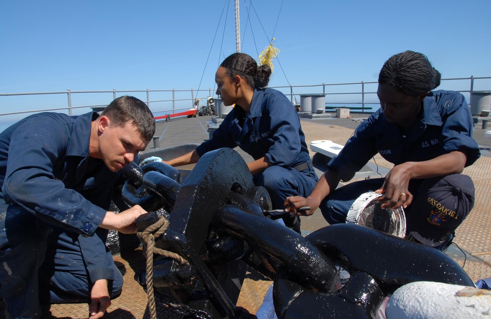 Damage control training on USS Oak Hill