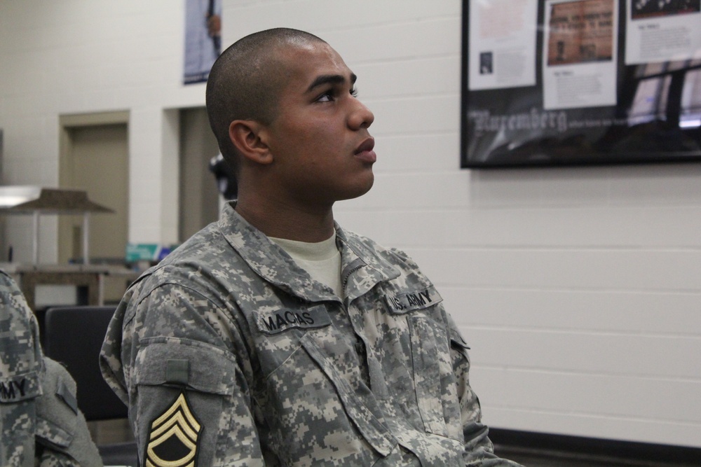 Texas soldier honors fallen high school classmate