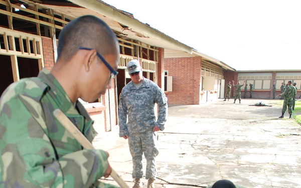 National Guard Military Police train Suriname soldiers