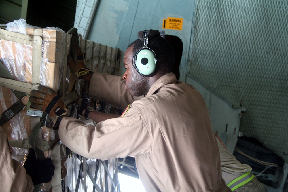 Dover NCO, South Carolina native, participates in historic Arctic over-flight as C-5M loadmaster