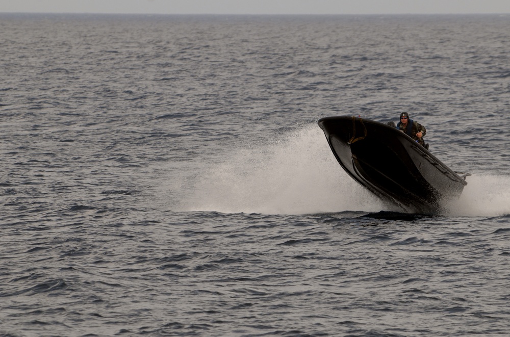 Dutch Marines train Riverines