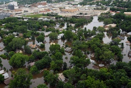 Recovery: Minot citizens, Guard members change gears as water recedes