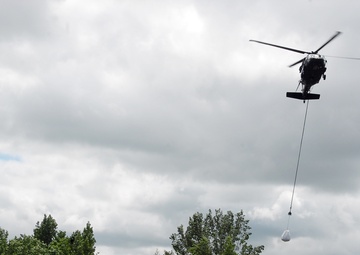 Army Guard members act quickly, save elementary school from flood