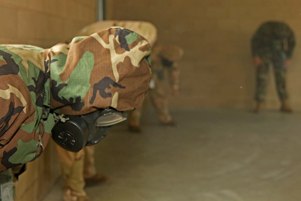 Mask Confidence Exercise prepares Marines for the worst