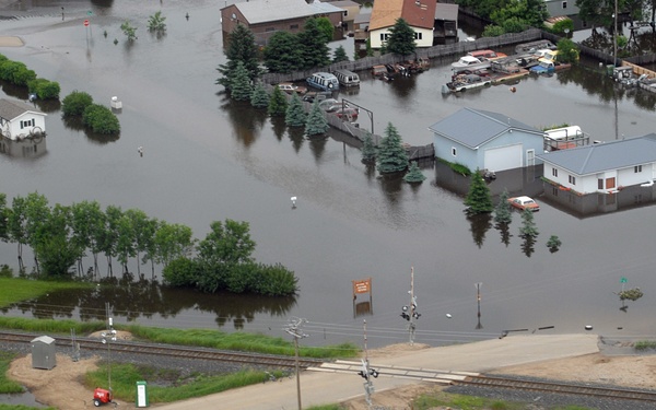 Minot, ND, floods 2011
