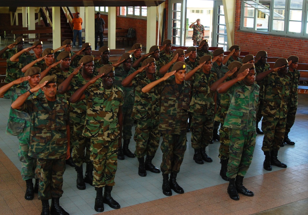 Suriname soldiers graduate from security forces training