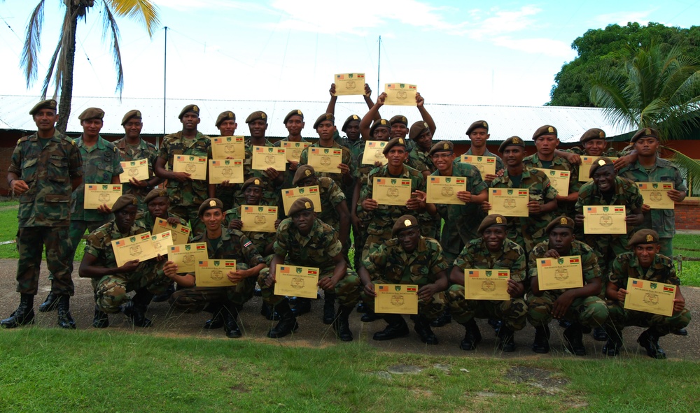 Suriname soldiers graduate from security forces training