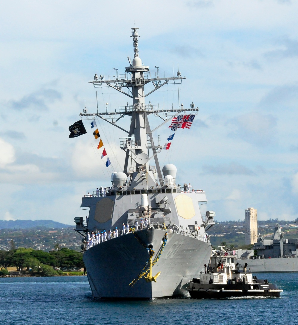 USS Paul Hamilton returns home