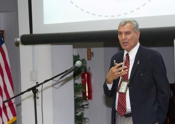 School teaches future advisors Iraqi history, culture