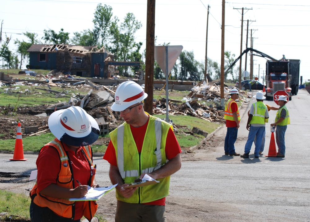 Removing Joplin Tornado Debris July 4