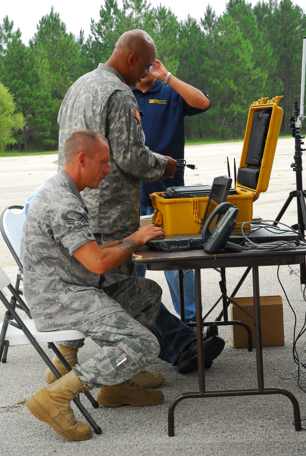Florida National Guard participates in regional communications exercise