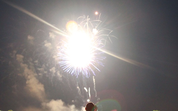 Fort Dix celebrate Fourth of July