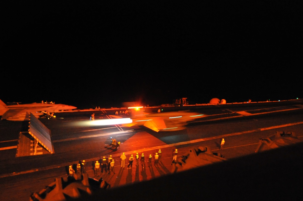 USS George Washington night flight operations