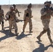 Iraqi soldiers conduct commando training