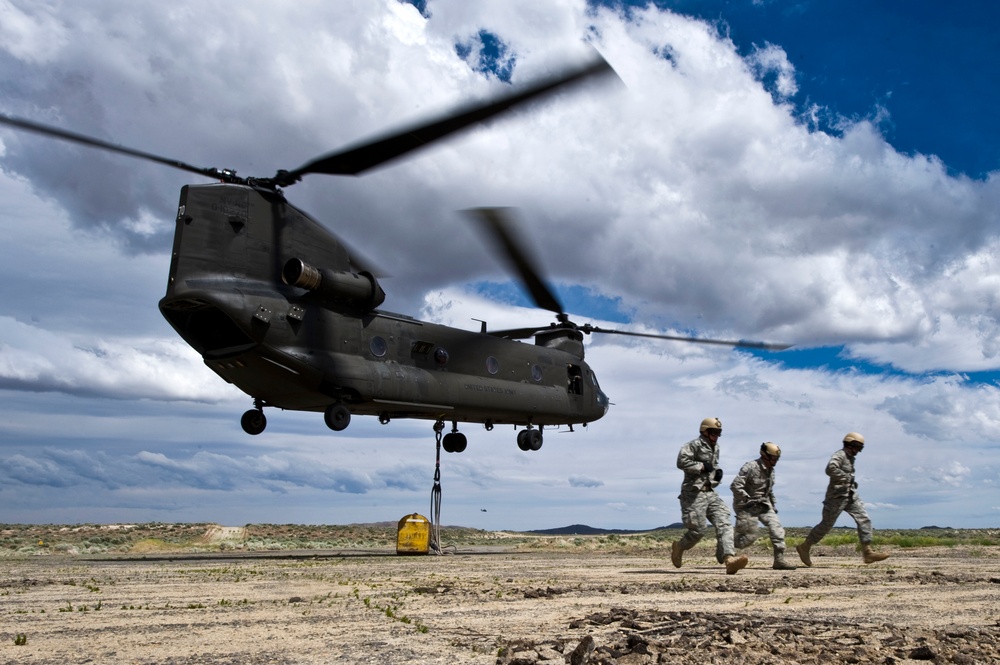 RED HORSE airmen conduct air drop and sling load training with Nevada Army National Guard