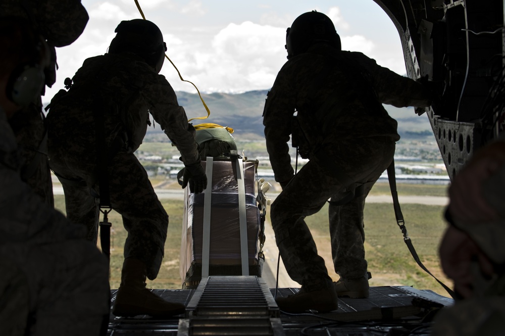 RED HORSE airmen conduct air drop and sling load training with Nevada Army National Guard
