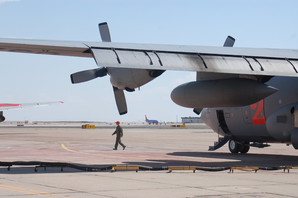Airmen assist in wildfire fight