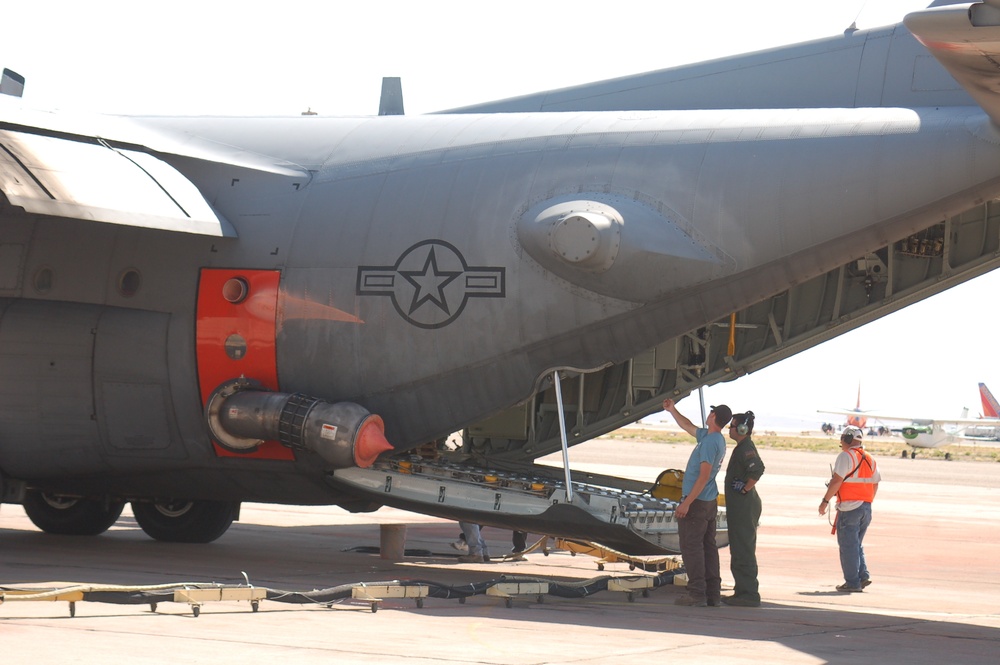 Airmen assist in wildfire fight