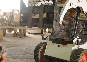 Maintenance soldiers keep U.S. Division – North mission-ready