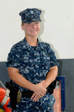 The elite of the fleet: Air traffic controllers