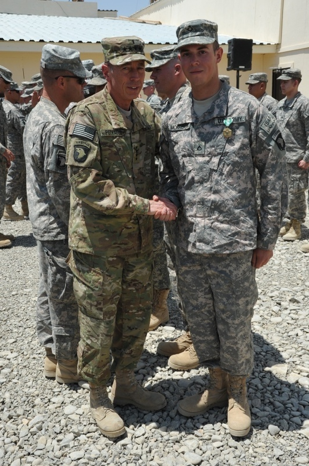 DVIDS - News - Petraeus recognizes TF Currahee soldiers for combat actions