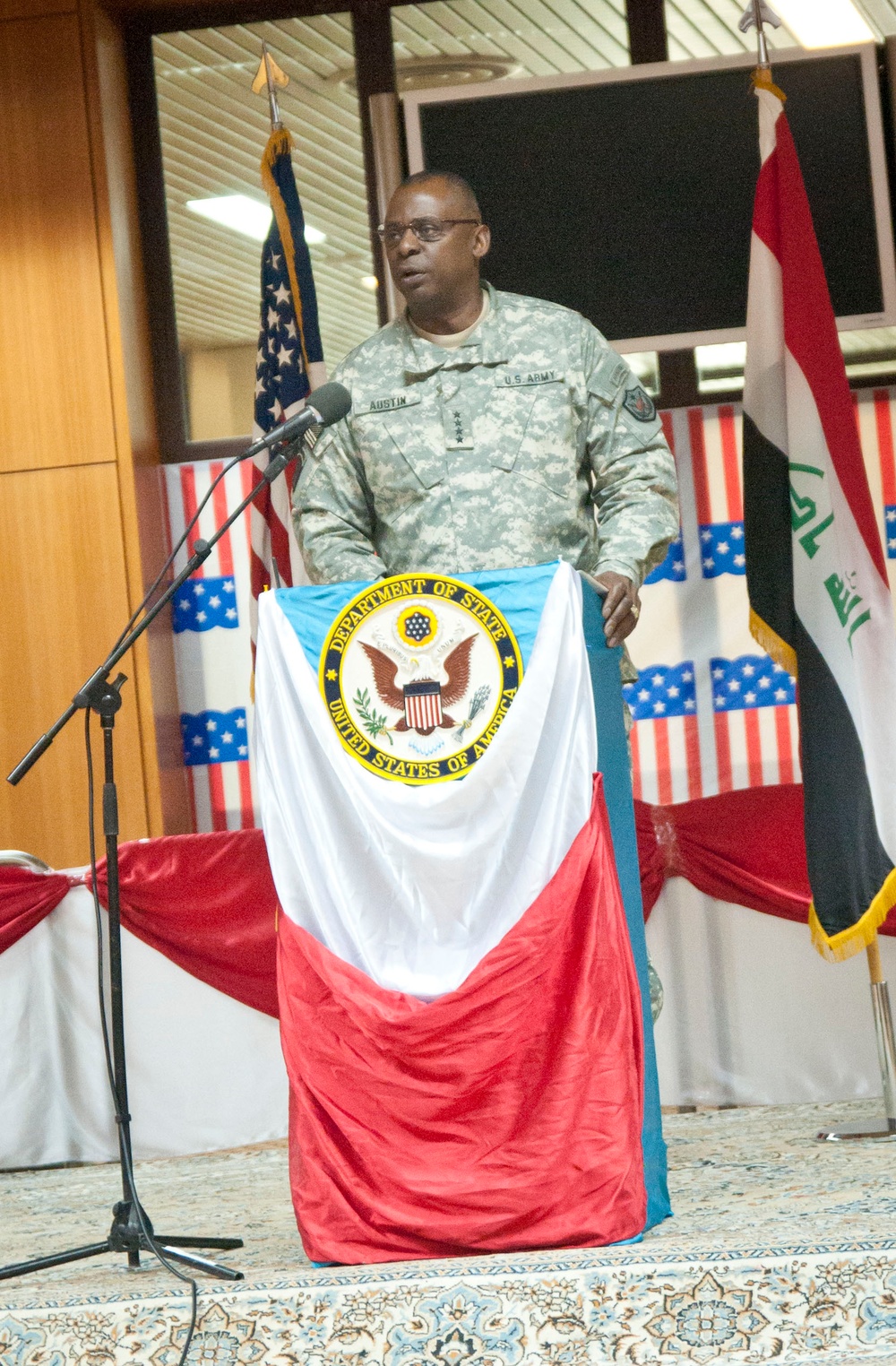 Gen. Austin speaks during establishment ceremony