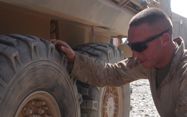 Indiana native graduates from football field to battlefield
