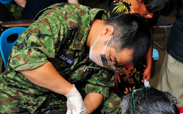 Japanese Self Defense Force medical staff support Pacific Partnership 2011