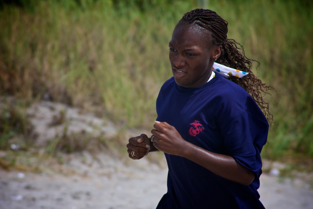 Marine Corps Delayed Entry Program prepares Hollywood, Fla., poolees for recruit training