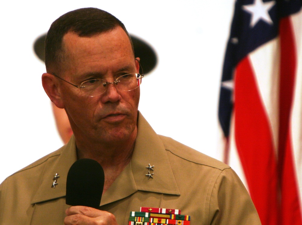 Marine Corps Mobilization Command deactivates