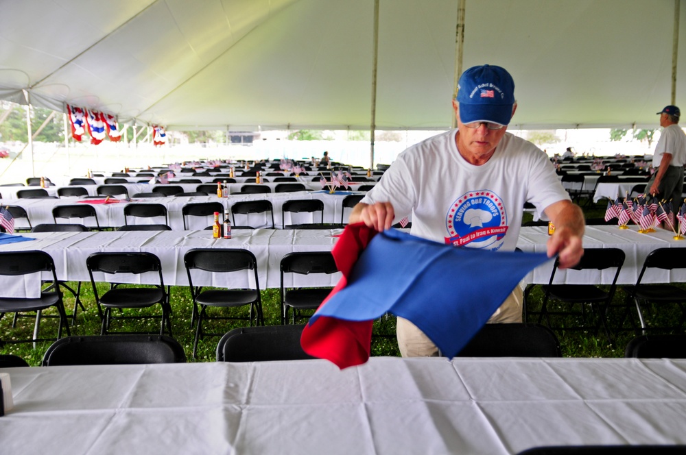 Serving Our Troops - St. Paul to Fort McCoy Serving Our Troops - St. Paul to Fort McCoy