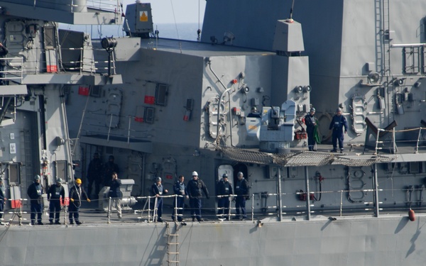 USS Boone sailors conduct maritime interdiction exercise