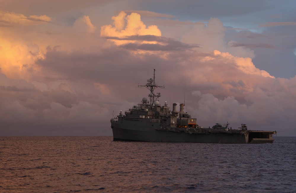 Community service in Pohnpei during Pacific Partnership 2011