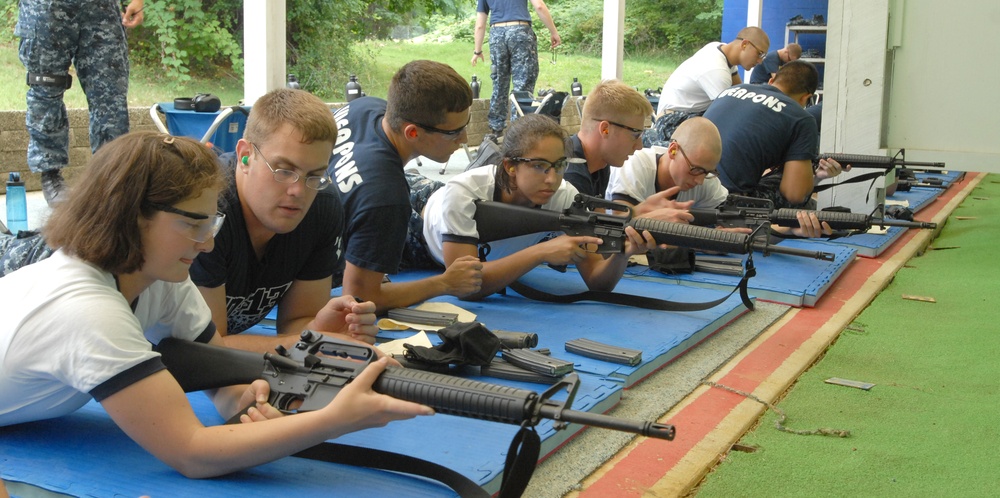 Weapons training at US Naval Academy