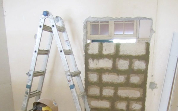 NMCB 74 Seabees upgrade operations center in Senegal