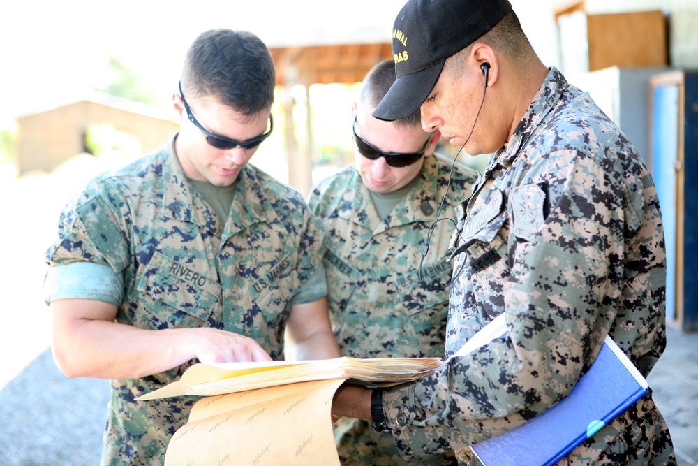 Marines provide guidance and mentorship to Republic of Honduras Marines