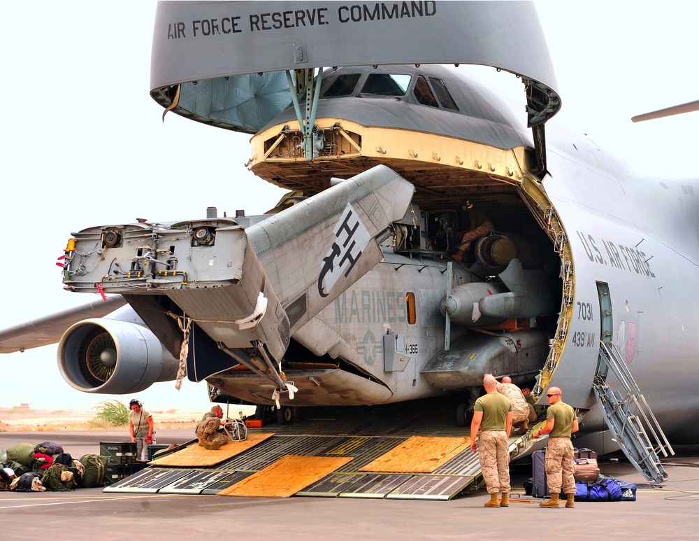 Air Force C-5 delivers Marine Helo's in Djibouti
