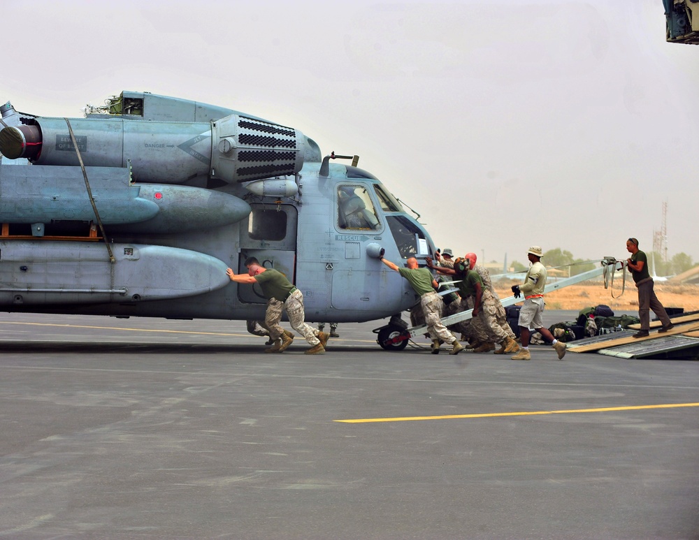 Air Force C-5 delivers Marine Helo's in Djibout
