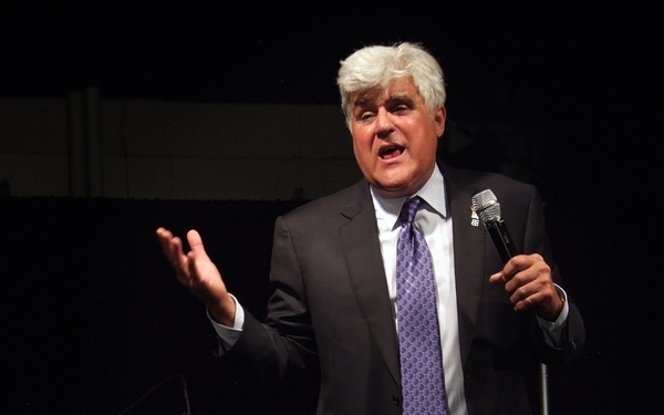 Leno brings comedy act to Carson