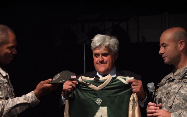 Leno brings comedy act to Carson