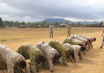 US Marines, Australian Defence Force personnel grapple to strengthen bonds during Talisman Sabre 2011