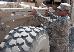 Hawaiian motor sergeant supports Fort Hood troops in Iraq