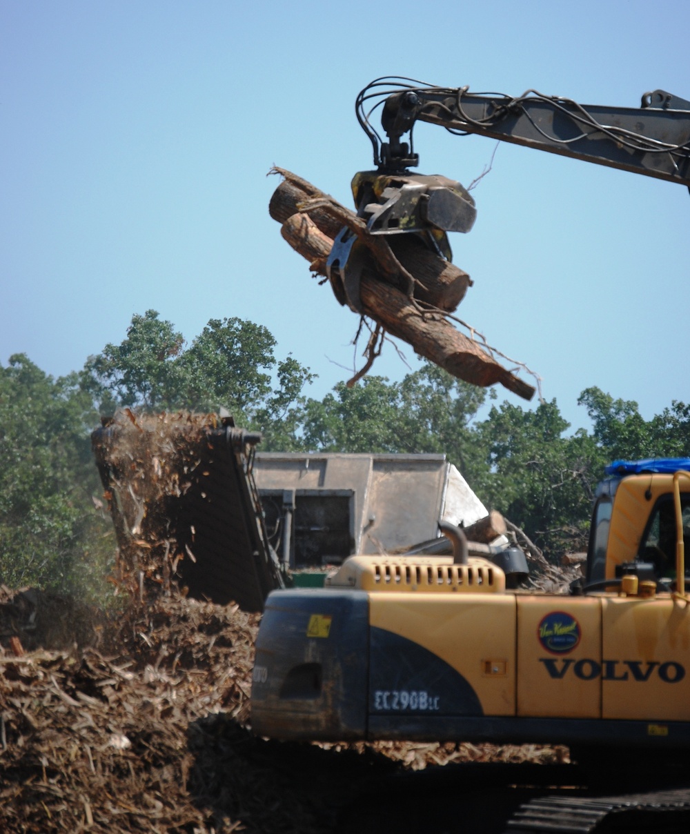 Corps of Engineers recycling Joplin's vegetative debris