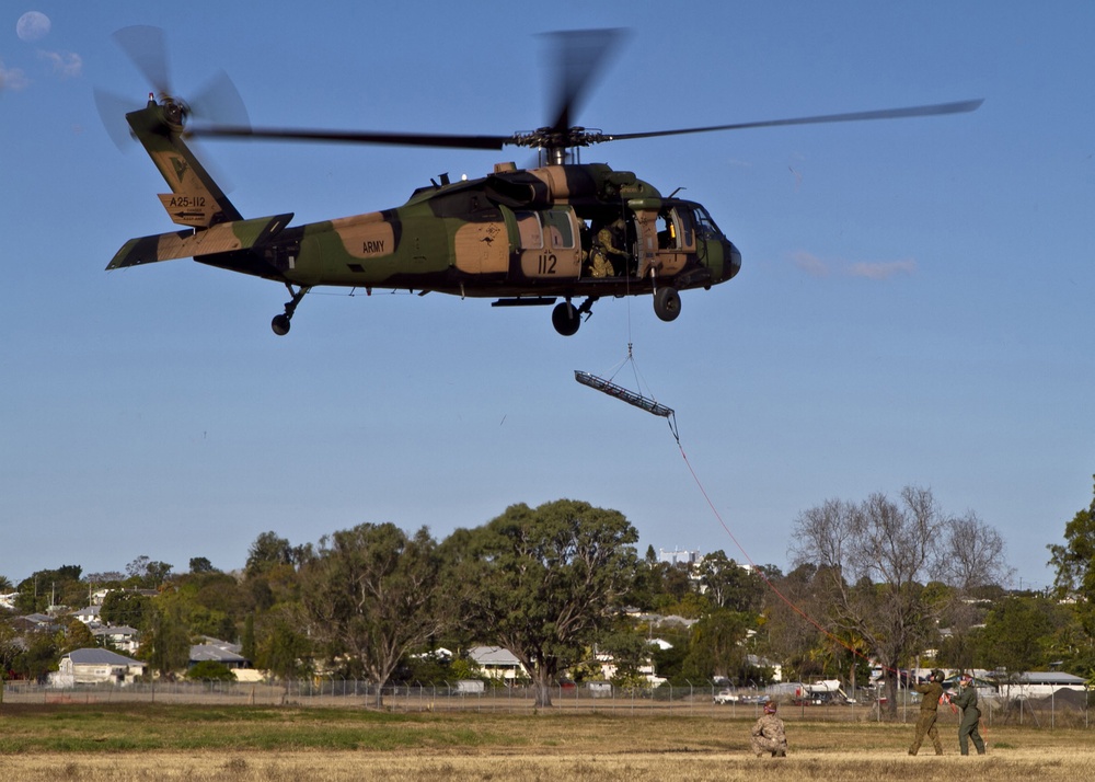 US, Australian medical teams train together during Talisman Sabre 2011