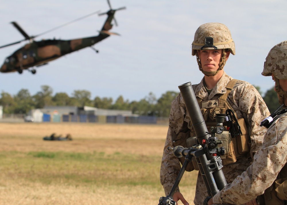 US Marines, Australians practice weapons drills during Talisman Sabre 2011