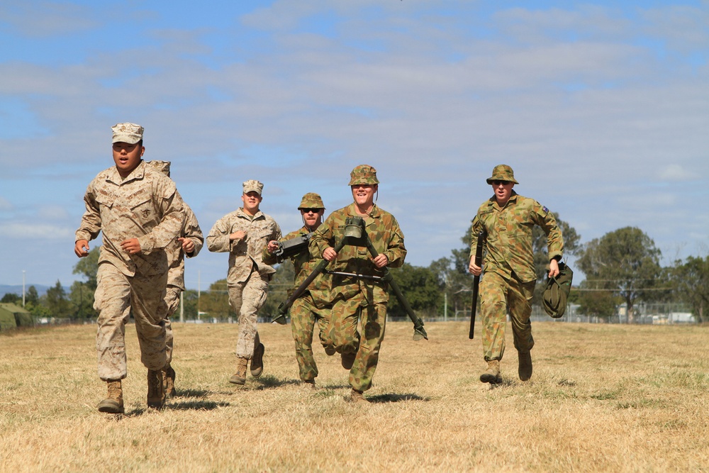 US Marines, Australians practice weapons drills during Talisman Sabre 2011