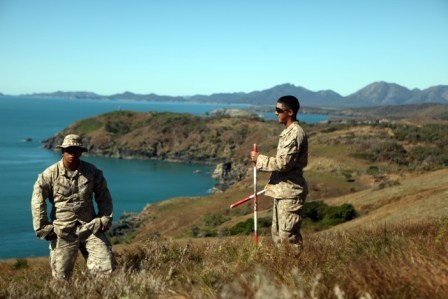 US Marines fire mortars during Talisman Sabre 2011