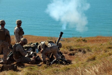 US Marines fire mortars during Talisman Sabre 2011